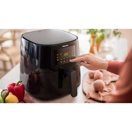 PHILIPS AIR FRYER TASTING FOOD WITH 90% LESS FAT
