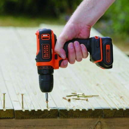 BLACK&DECKER DRILL