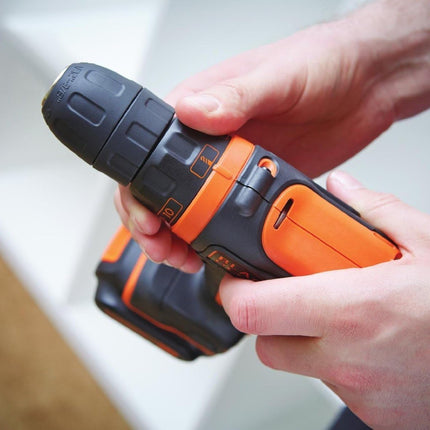 BLACK&DECKER DRILL