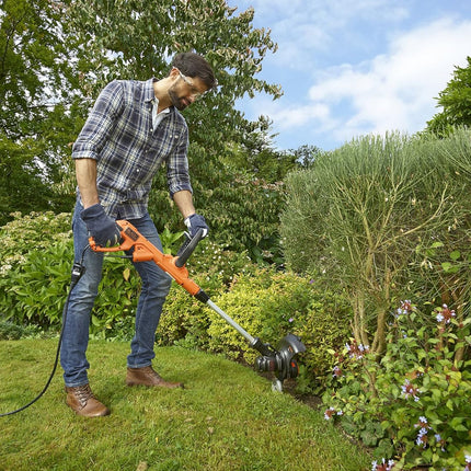 BLACK&DECKER HEDGE TRIMMER